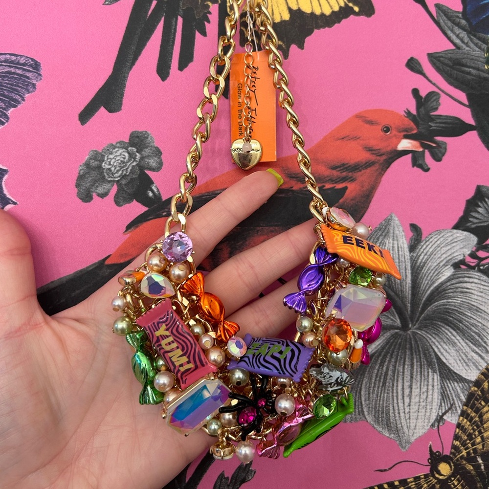 Betsey Johnson Ghoul Friends Halloween Candy Stone Bib Necklace NWT 🍬🎃💀